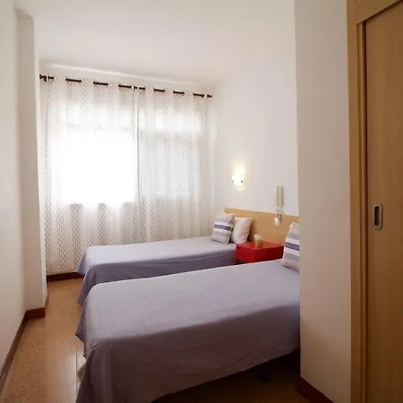 Rosamar Apartment A Metros De La Playa Wifi 102 By Lightbooking *